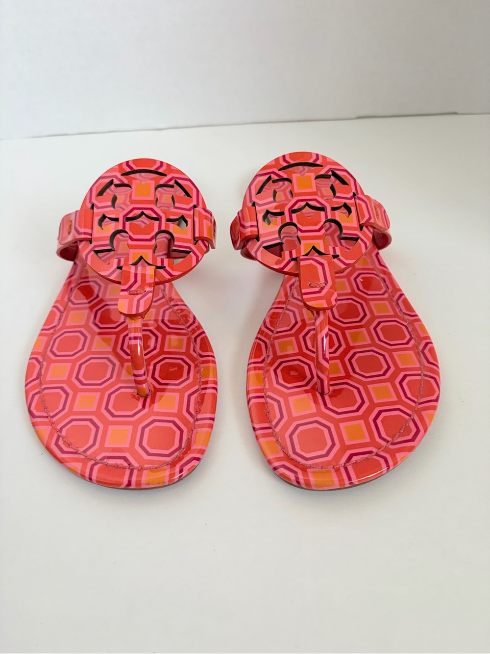 Tory Burch Miller Sandals Flip Flop Geometric Printed Leather Orange Pink Size 8 - Picture 4 of 14